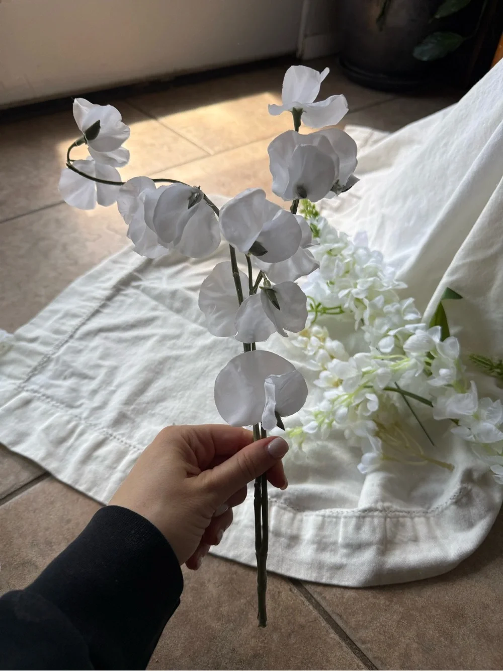 Wedding Supplies - White Table Cloth, Faux Florals, Floral Foam